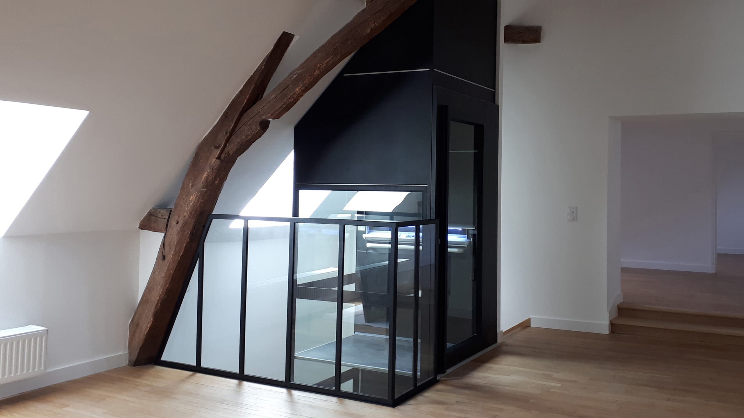 Kalea A4 Primo elevator installed in an old French mansion